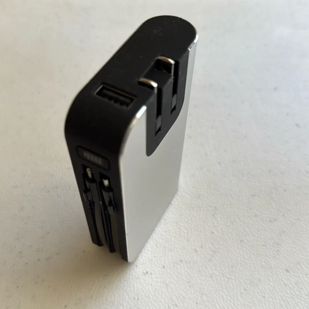 myCharge Portable Battery Charger - Picture 3 of 5